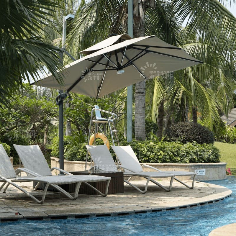 Large Pool And Beach Parasol Umbrella With Led Lights (1)
